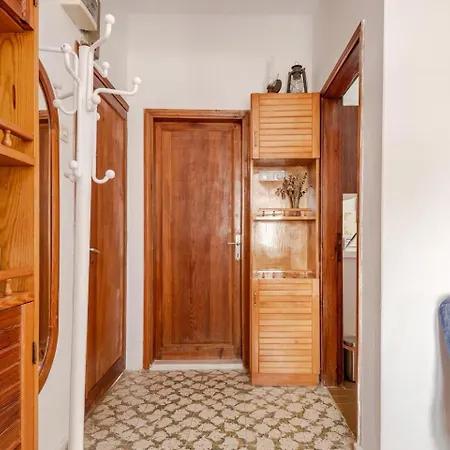 Peaceful 150 M From The Sea Apartment *
