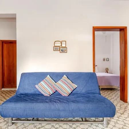 Peaceful 150 M From The Sea *